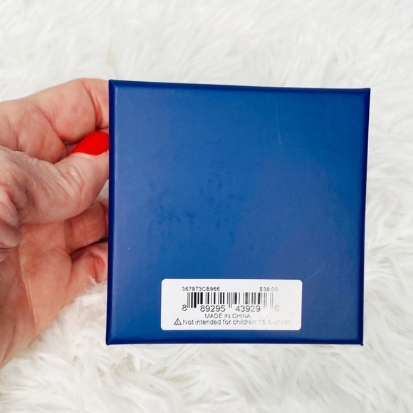 Betsey Johnson Earring and Necklace Red White and Blue Color - Picture 4 of 6